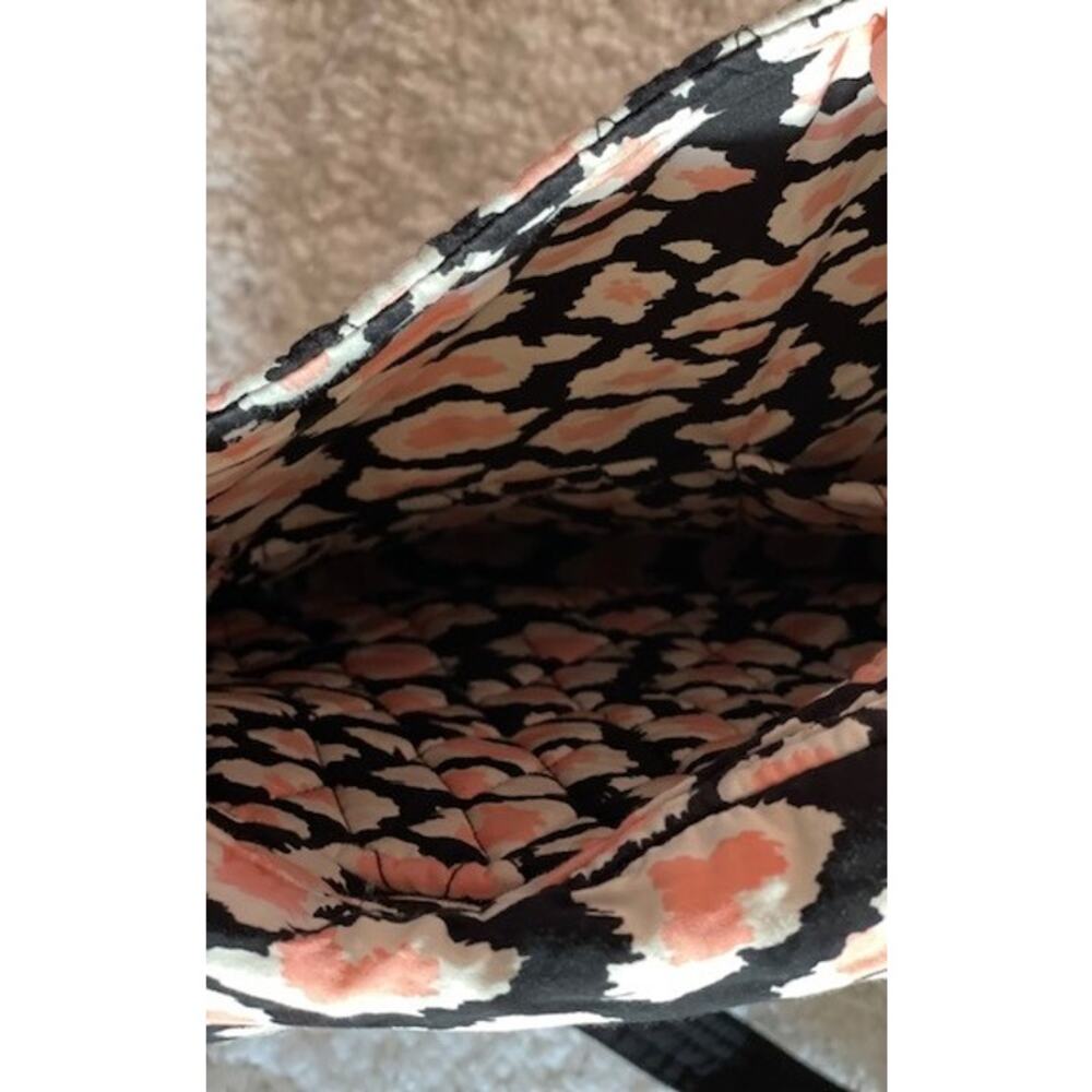Bella Taylor Fabric Shoulder Bag EUC - Picture 4 of 5